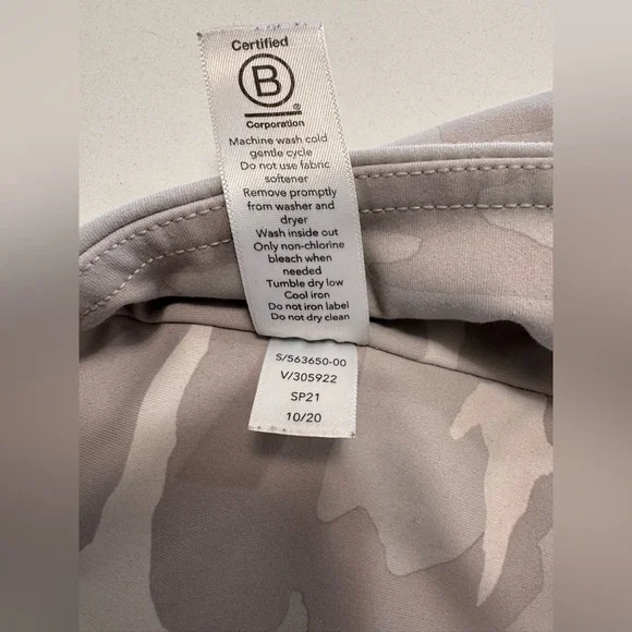 Athleta Elation 7/8 Tight Gray Camo Women's Size Large - Picture 5 of 12